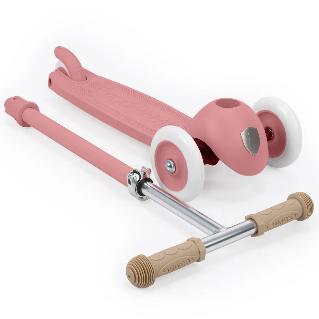 Four handlebar height positions showing adjustable wooden T-bar growth feature