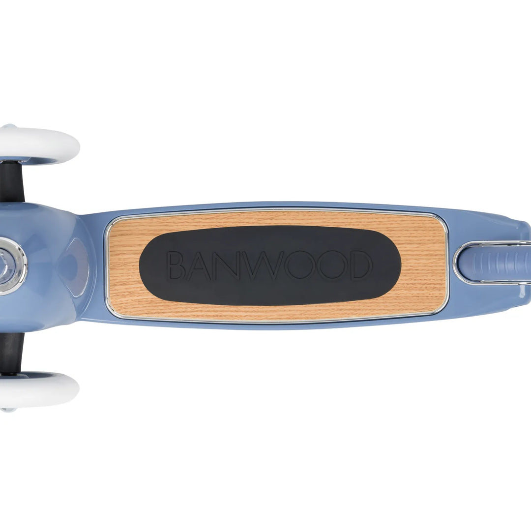 Banwood Vintage 3-Wheel Scooter in Blue