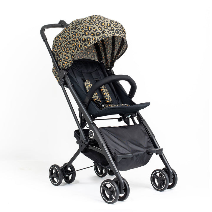 Roma Capsule³ lightweight stroller in Khaki Leopard, front three-quarter view