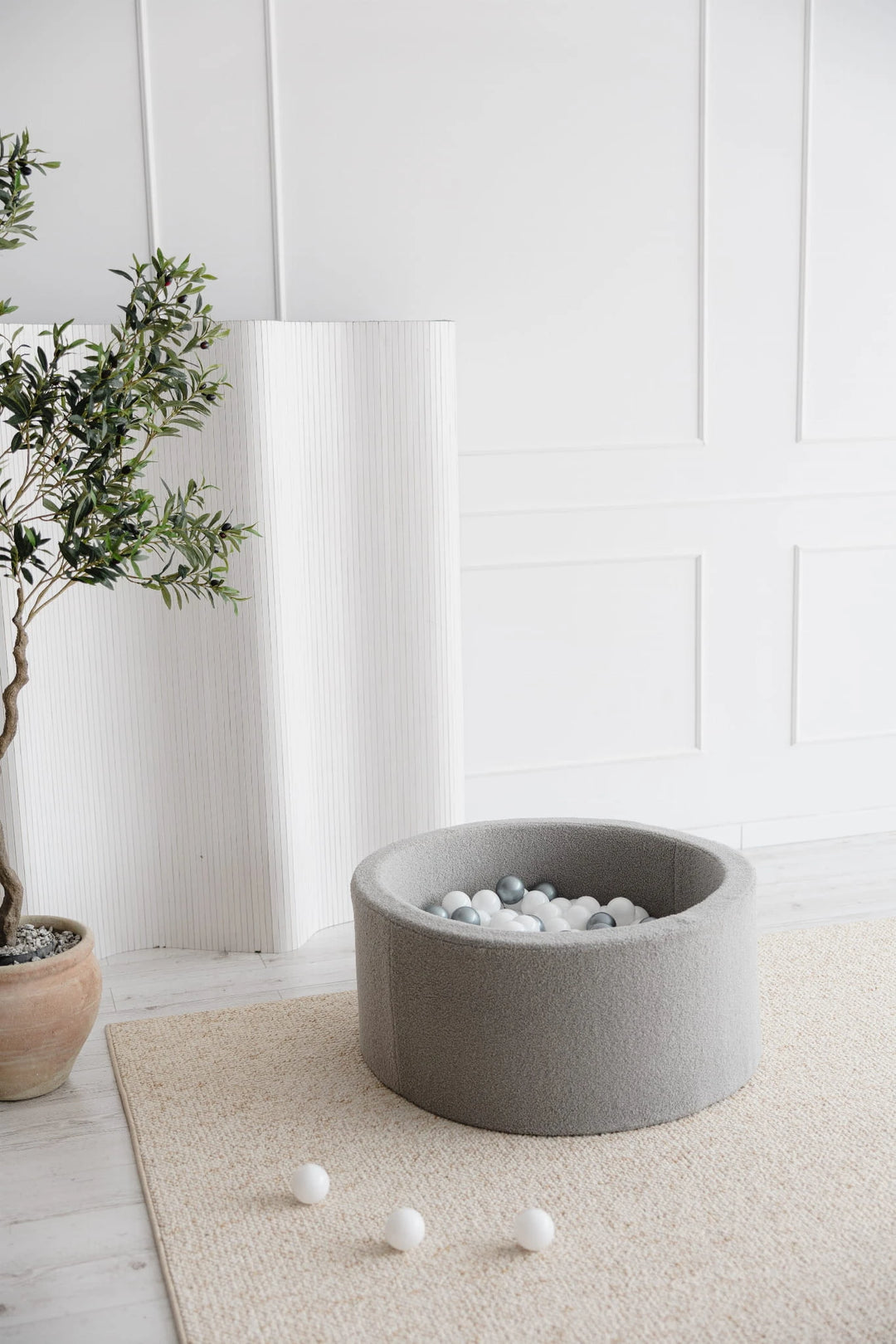 Monio for Kids Grey Boucle Round Ball Pit