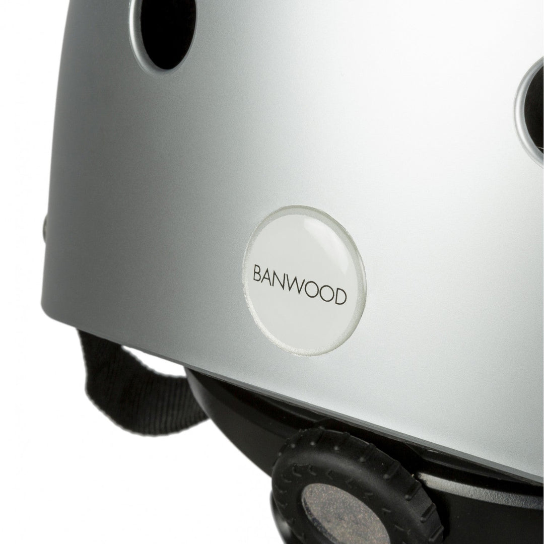 Close-up of Banwood helmet side showing logo detail and ventilation opening
