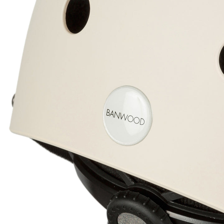 Close-up of Banwood helmet back showing branded badge detail