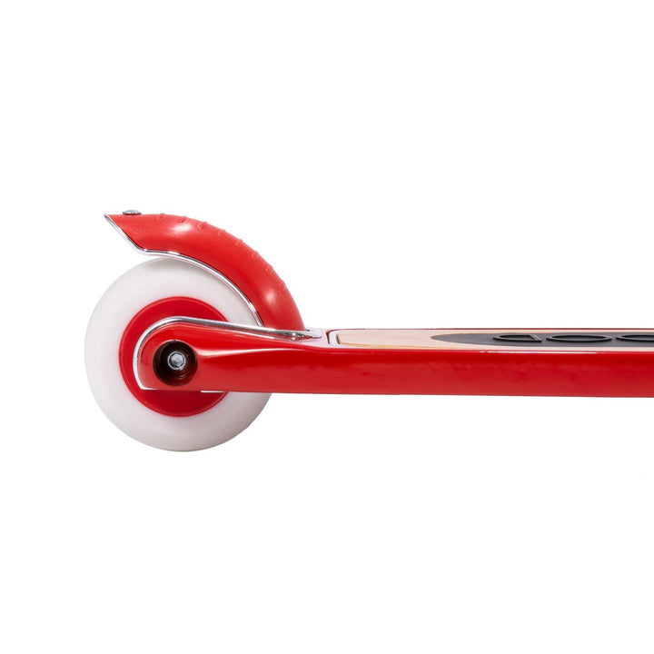 Front wheel and brake lever detail on Banwood scooter, close-up side angle