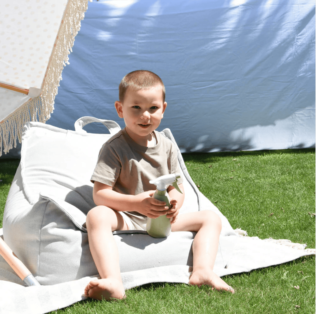 MeowBaby Outzy Sako Bean Bag — fabric and fill detail