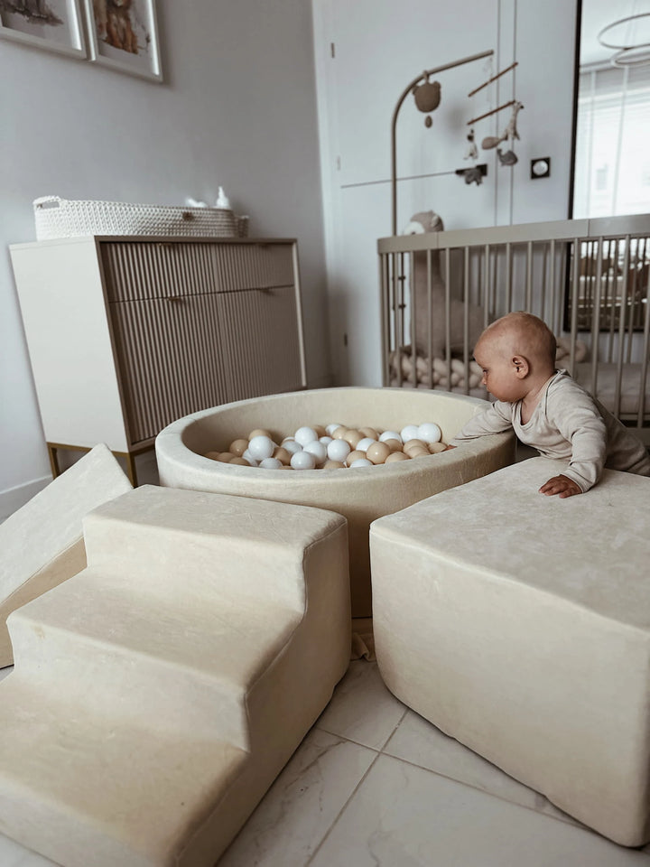 Monio for Kids Cream Velvet Round Ball Pit