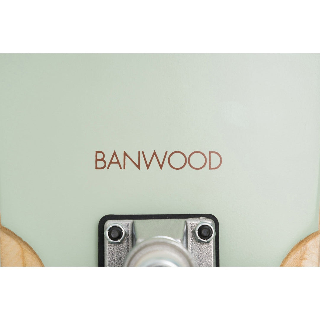 Banwood logo printed on mint deck surface with wooden edge trim